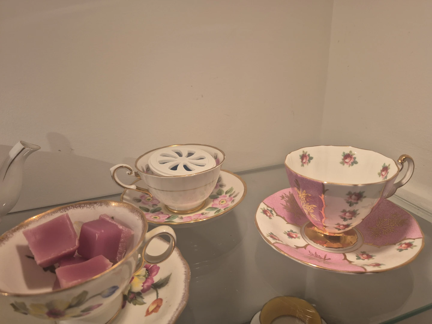 Assorted Vintage Teacups and Saucers - photo 3