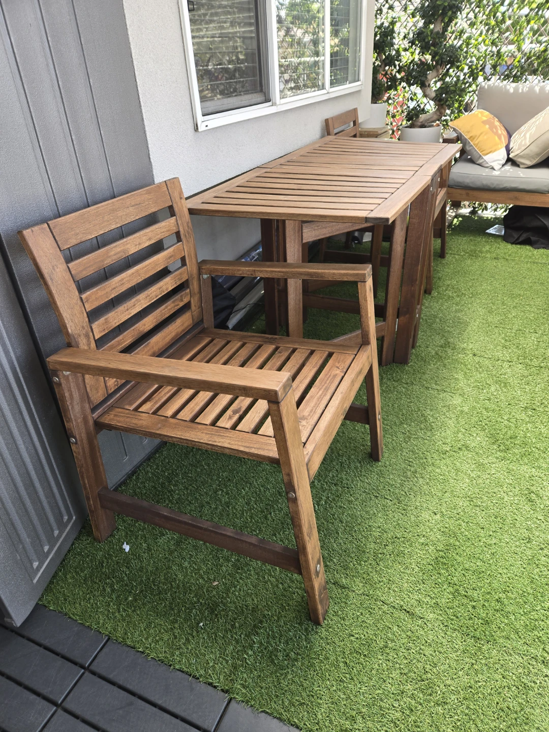 Newly sanded and stained ikea applaro chairs and folding table - photo 2