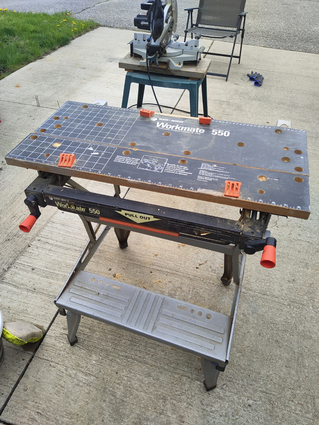 SKILSAW 10" Table Saw with Stand, Black & Decker Workmate 550 - photo 2