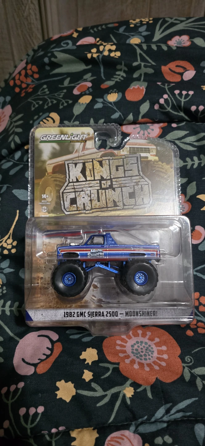 Greenlight 1982 GMC Sierra 2500 "Moonshiner" Monster Truck