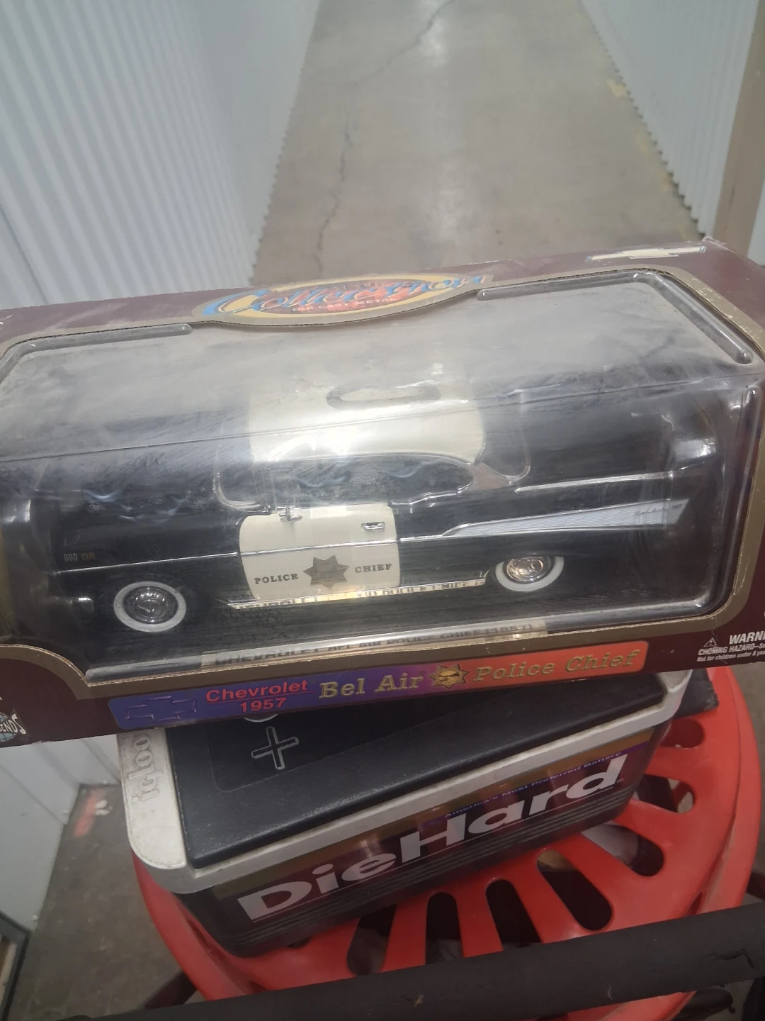 Road Legends Chevrolet Bel Air Police Chief 1957 Die-Cast Car