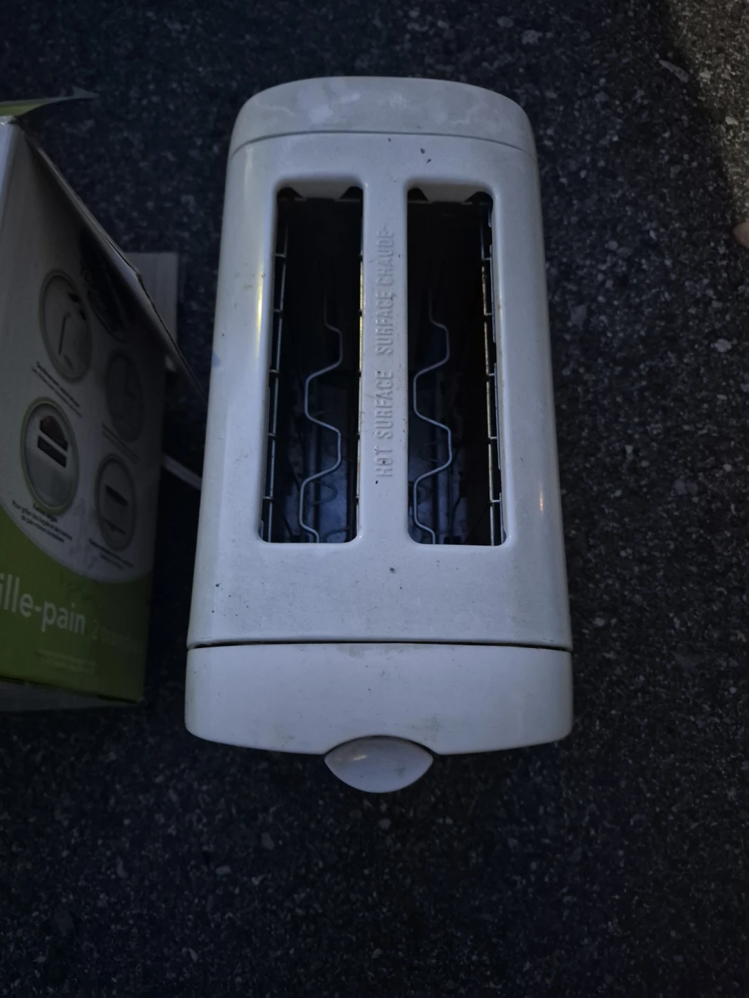 Traditions 2 Slice Toaster - photo 3