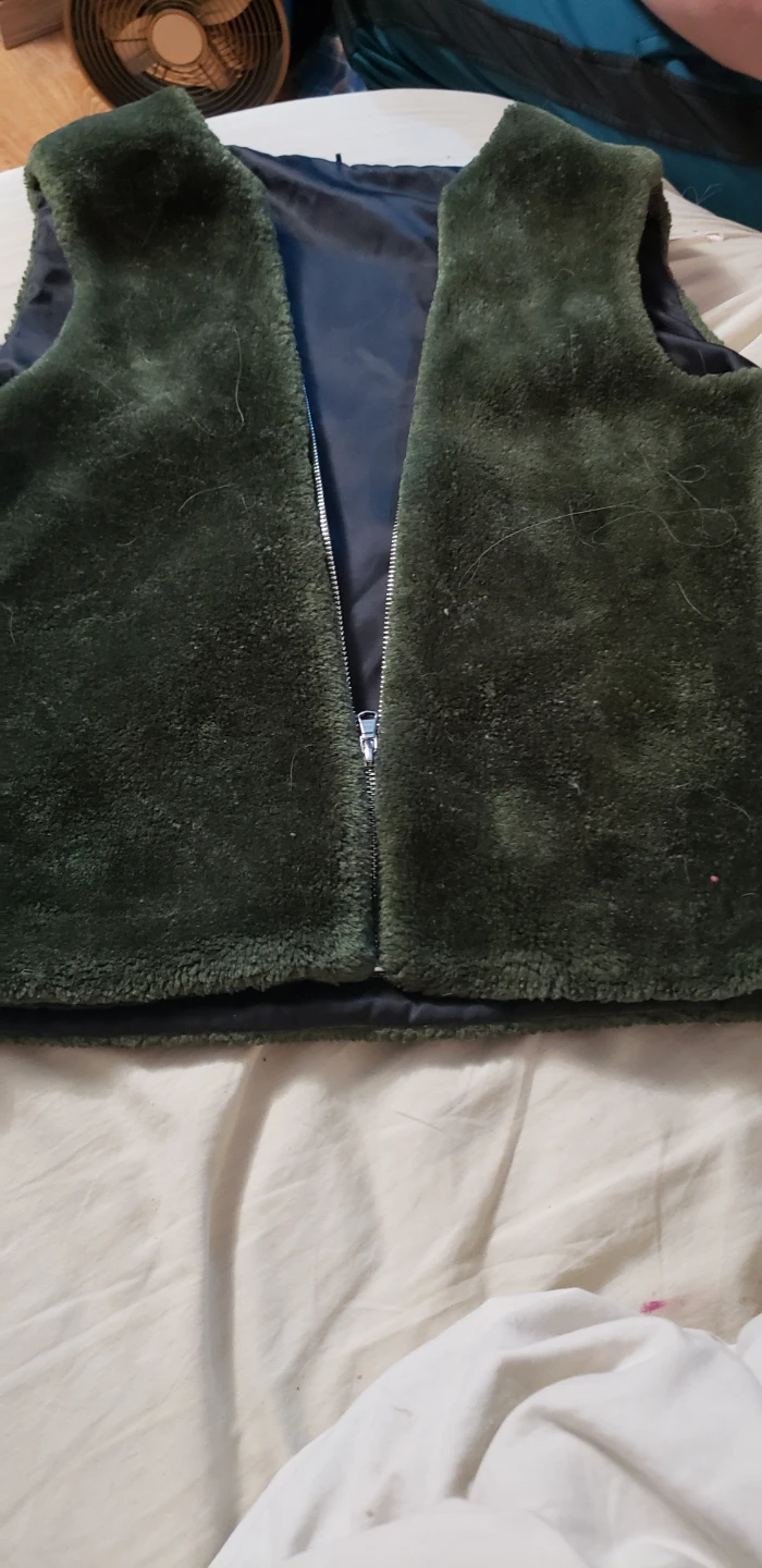 GUESS Sherpa Vest - Green - photo 3