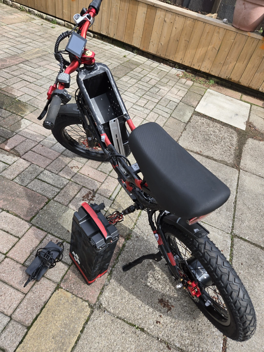 Electric Fat Tire Bike with Removable Battery