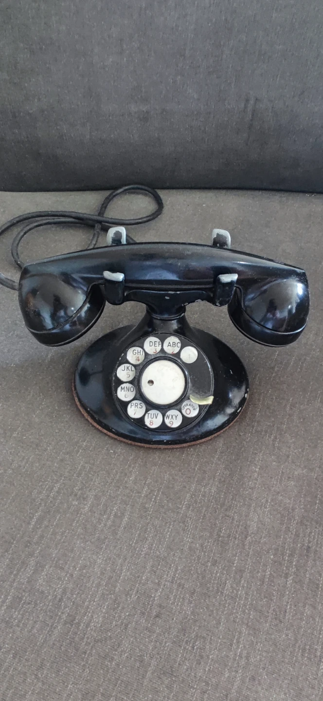 Vintage Northern Electric Rotary Dial Telephone - photo 2