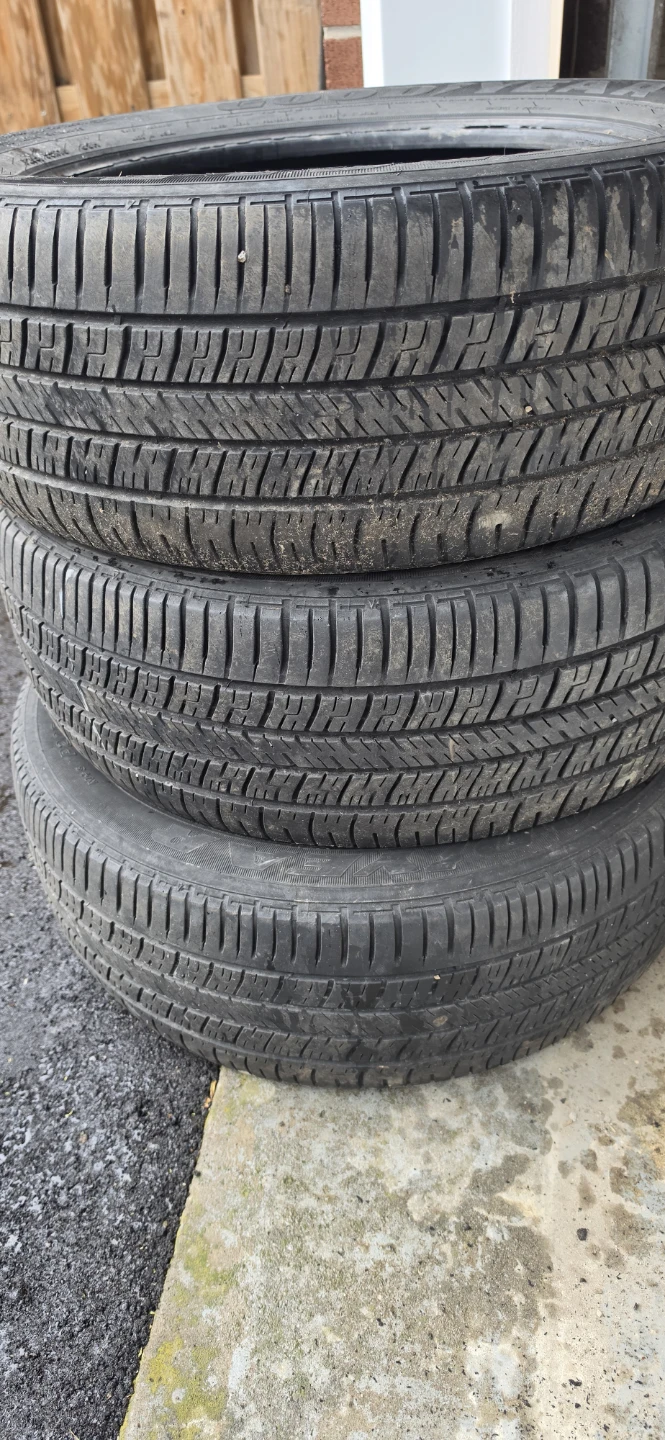 Set of 3 P205/65R16 Tires