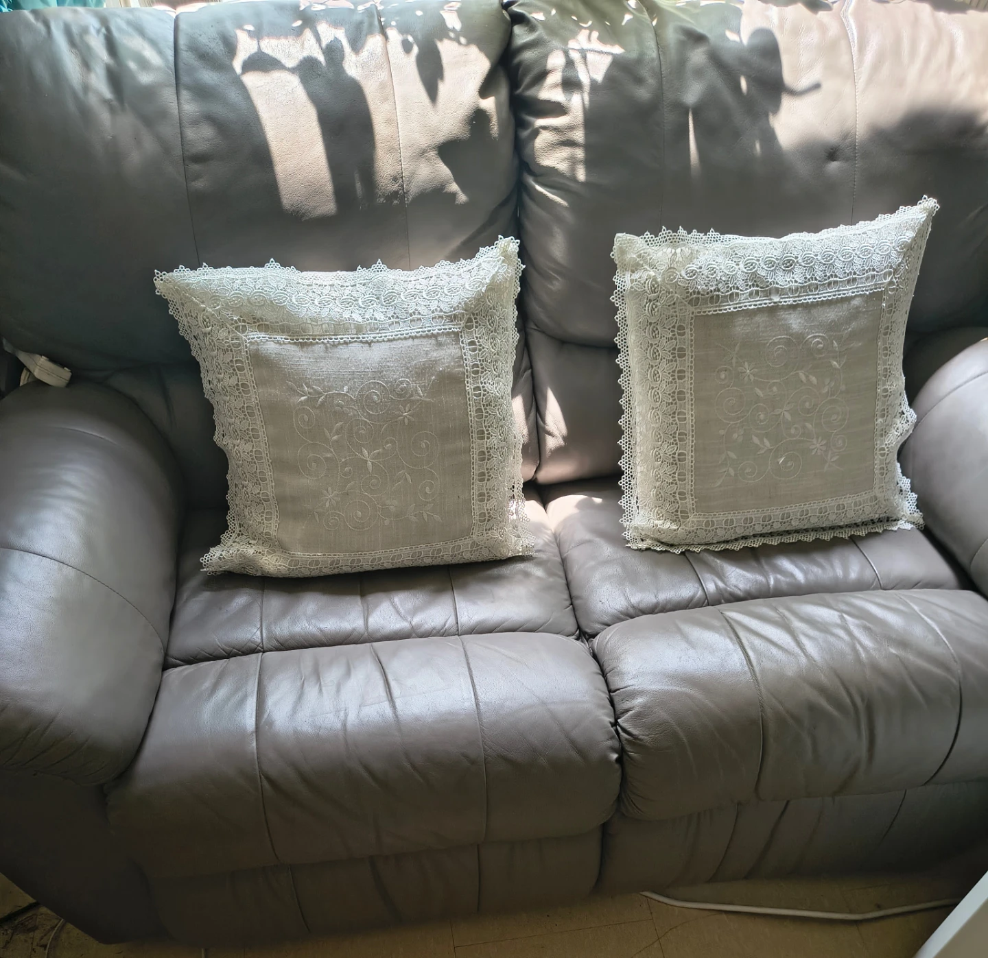 Grey Leather Loveseat Sofa - photo 2