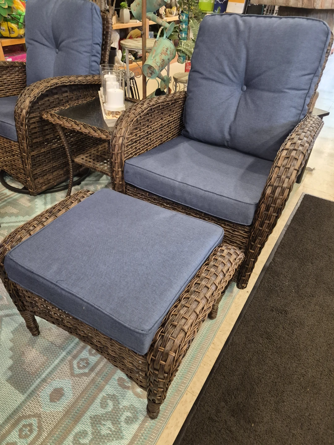 New 2 Wicker swivel rockers with Ottomans & side table - photo 3