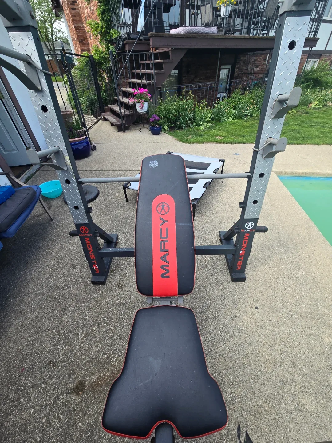 Marcy Bench Press and Squat Rack - photo 3