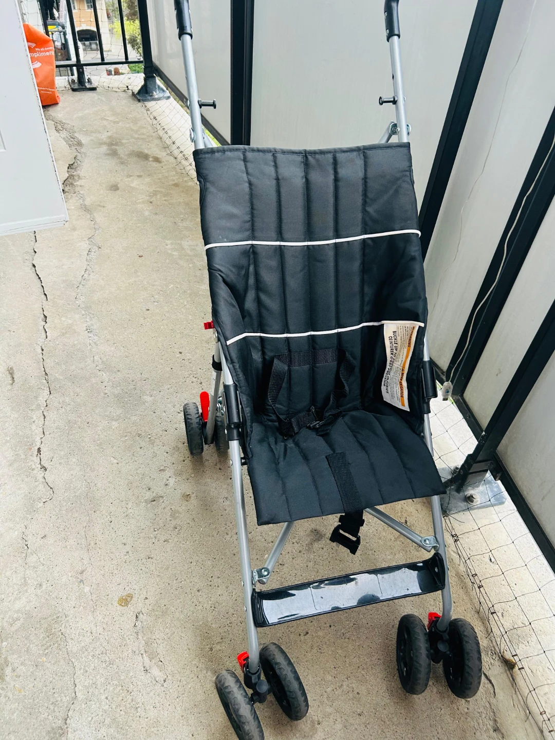 Black Lightweight Stroller - photo 2