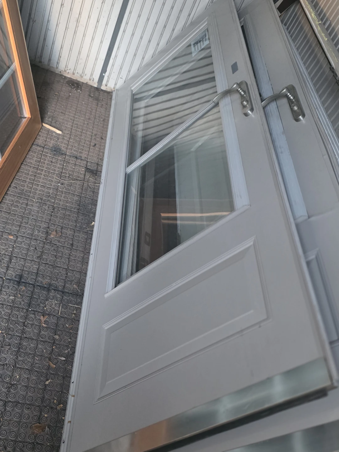 White Storm Door 36x80 inches - photo 2