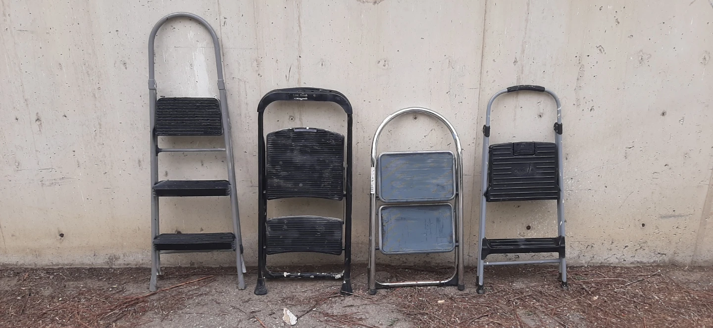 Four Step Ladders - photo 3