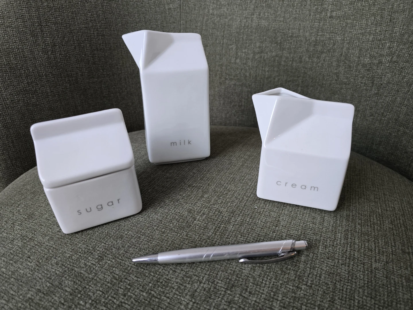 Ceramic Milk, Cream, and Sugar Set