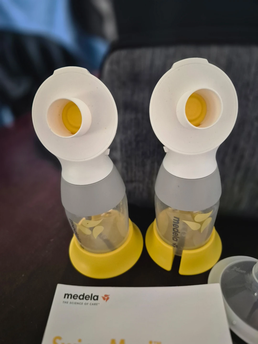 Medela Swing Maxi Double Electric Breast Pump with Bag - photo 4