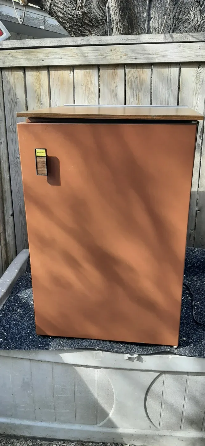 Vintage Westinghouse Mini Fridge READ DESCRIPTION ON SIZE
