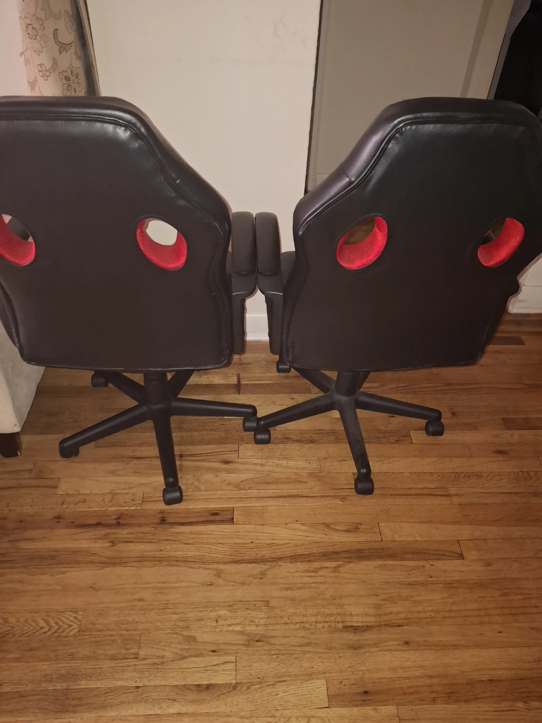 Set of 2 Black and Red Gaming Chairs - photo 2