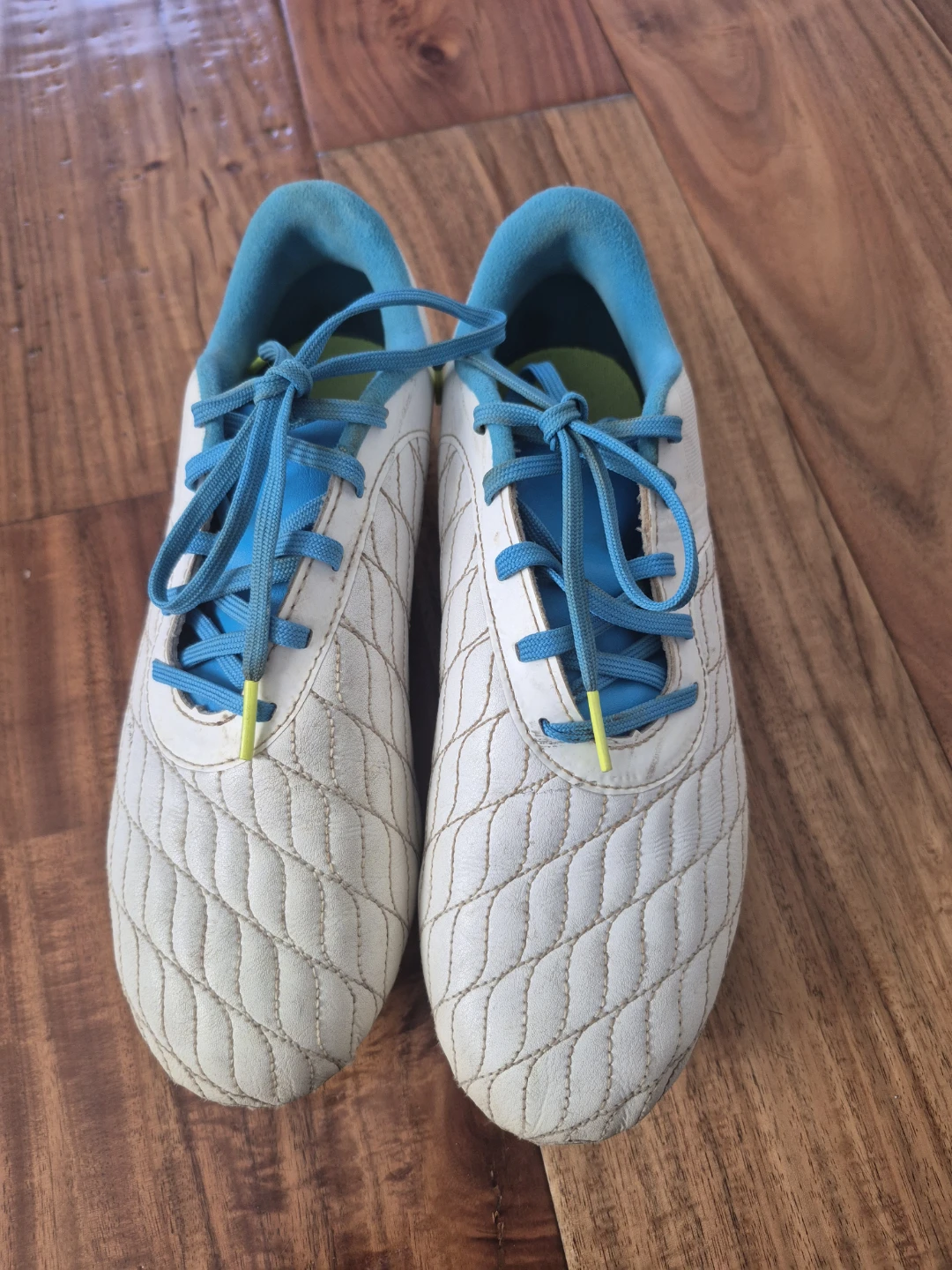Under Armour White & Blue Soccer Cleats