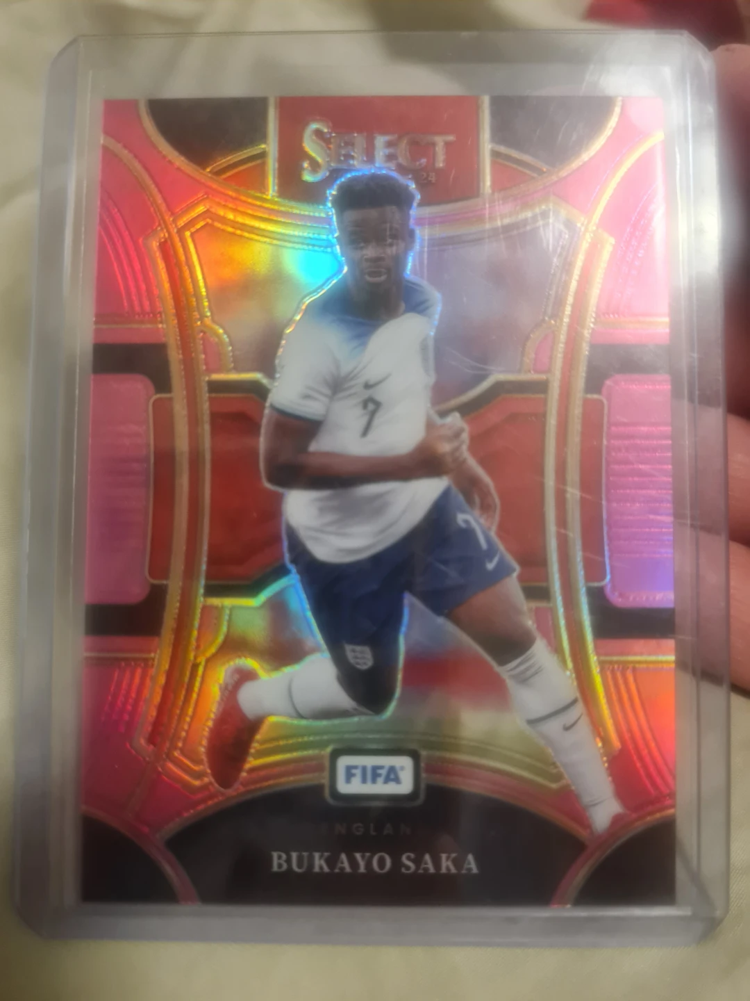 Saka England FIFA Select card 38/75