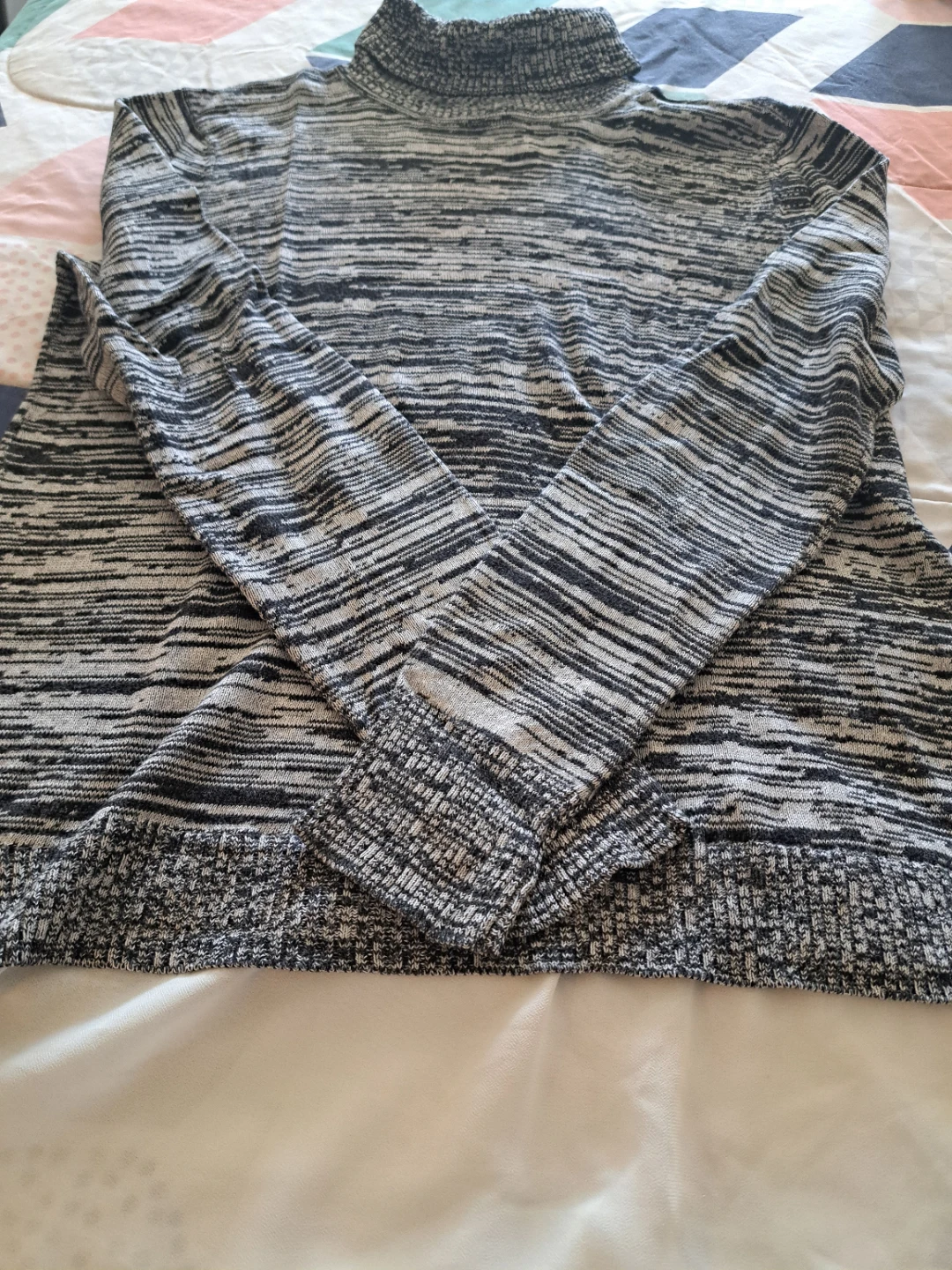 Cable & Gauge Women's Turtleneck Sweater - Size S - photo 3