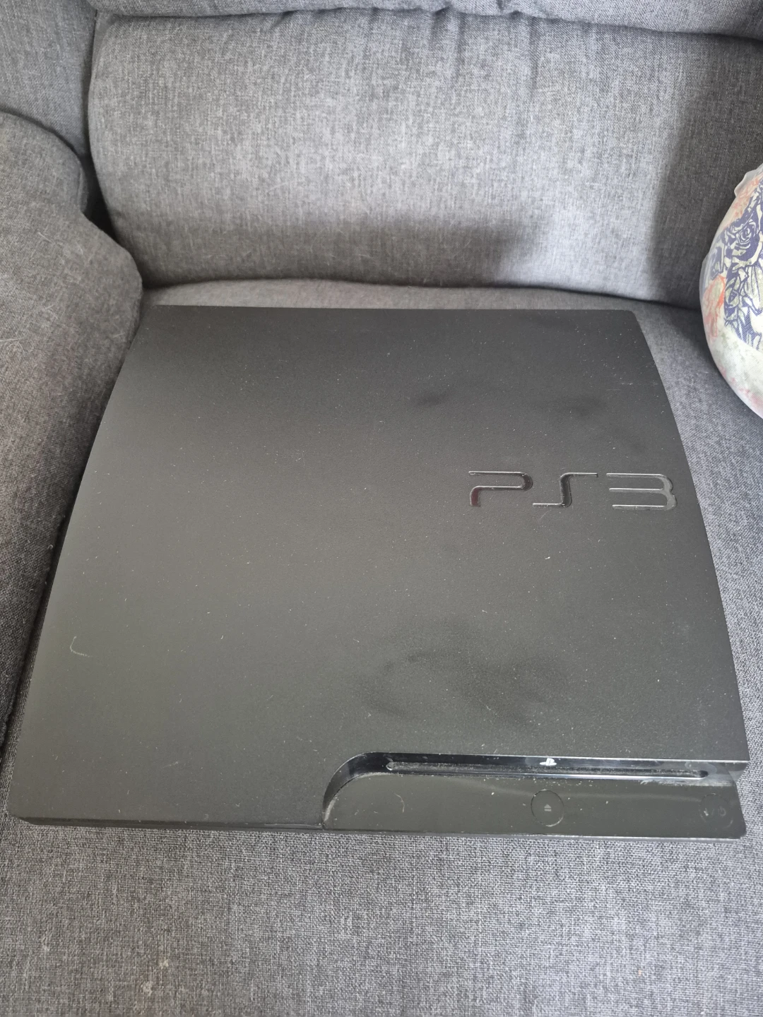 PlayStation 3 (PS3) Console + Cables