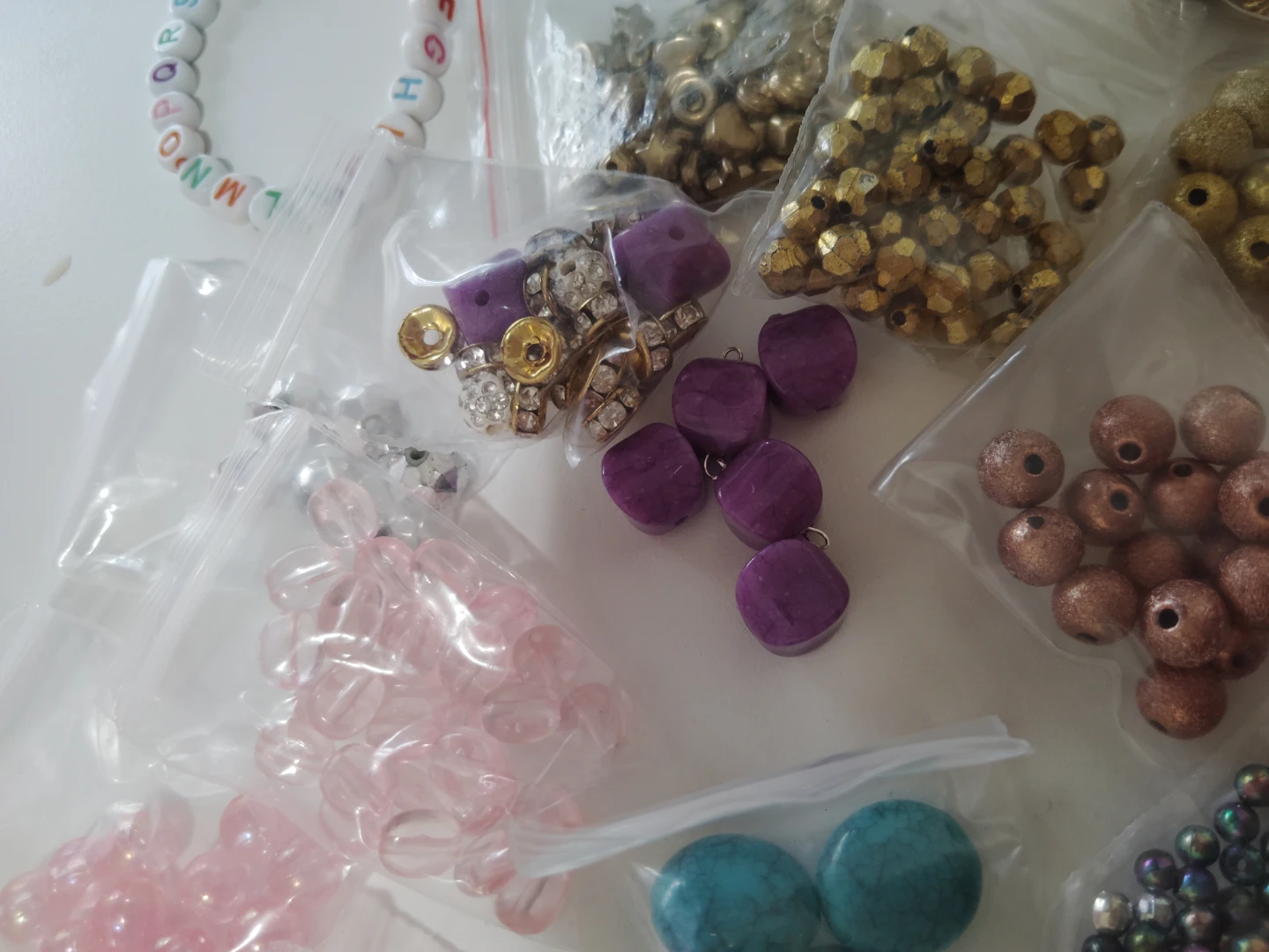 Variety pack of beads - photo 3