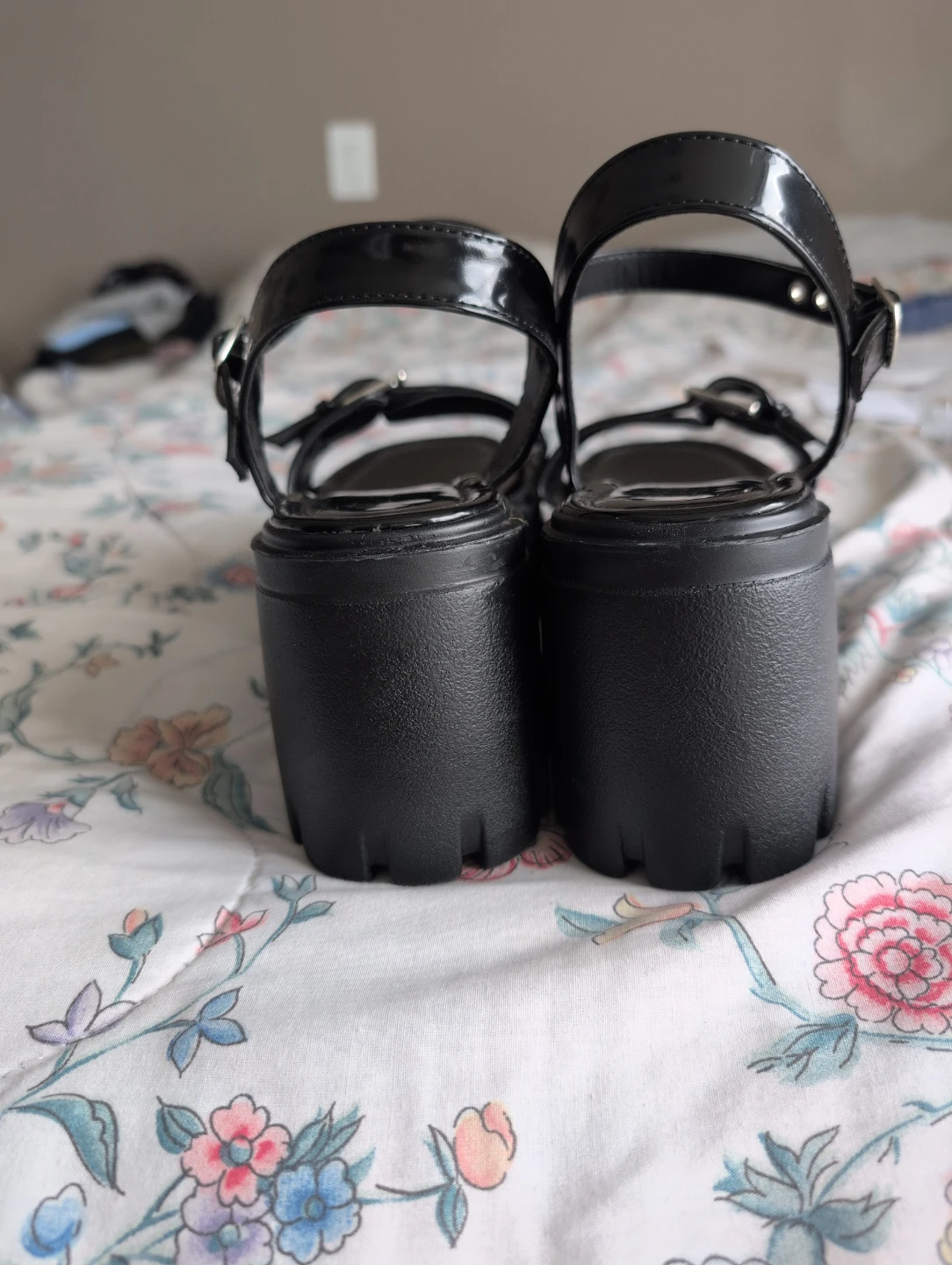 Black Chunky Platform Sandals Size 10 - photo 4