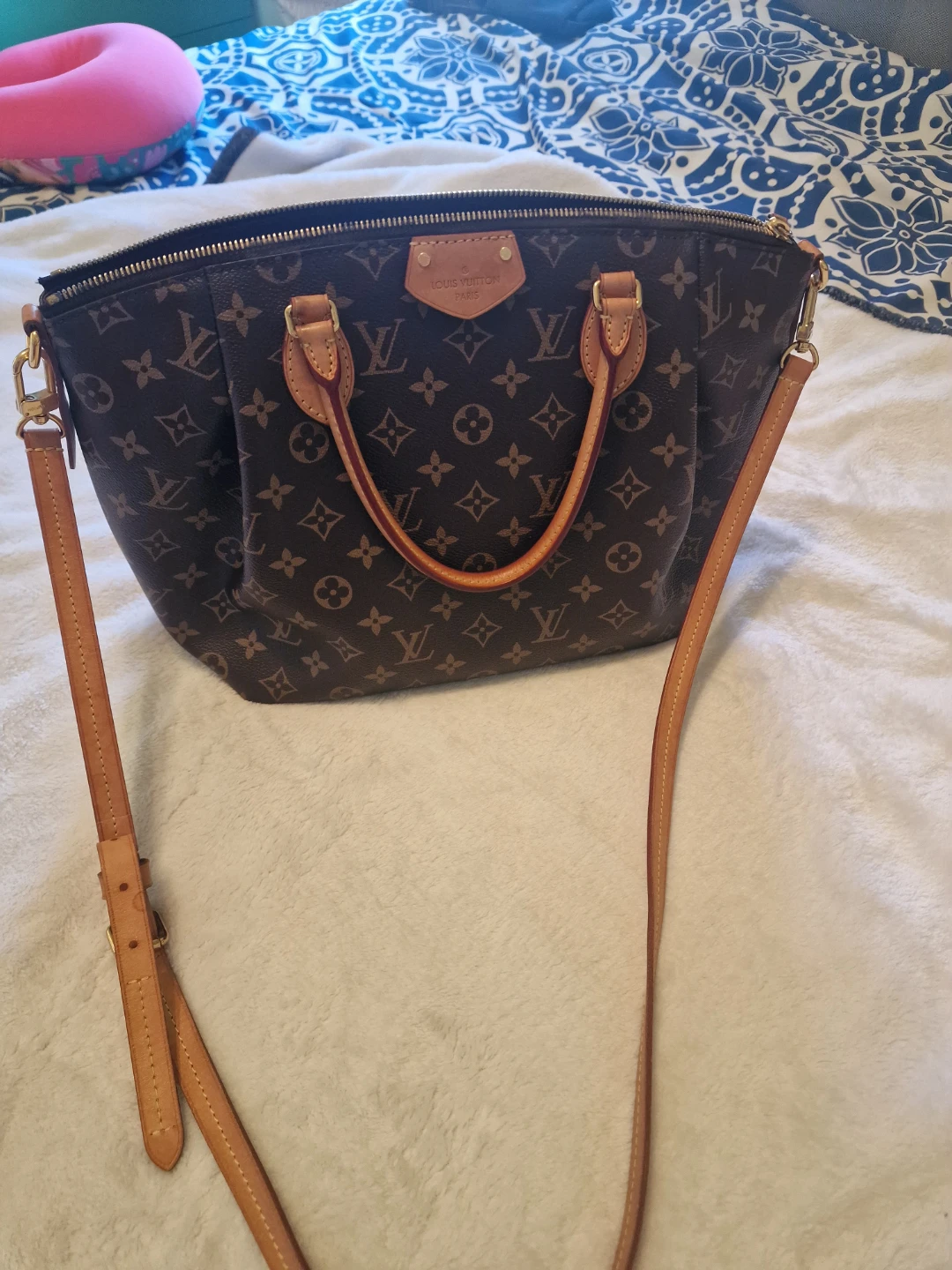 Louis Vuitton Turenne MM Monogram Canvas Shoulder Bag - photo 2
