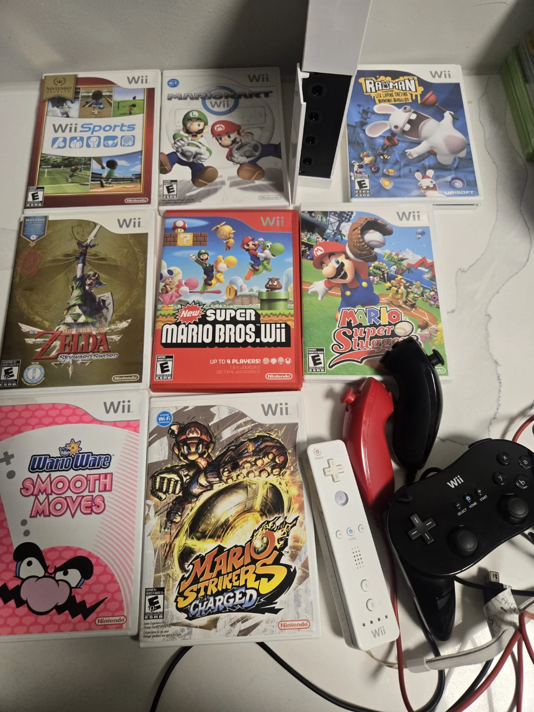 Nintendo Wii Games Bundle with Controllers - photo 3