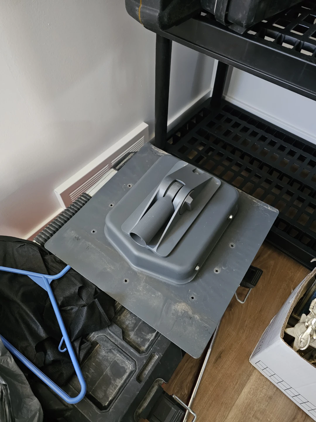 Starlink roof mount