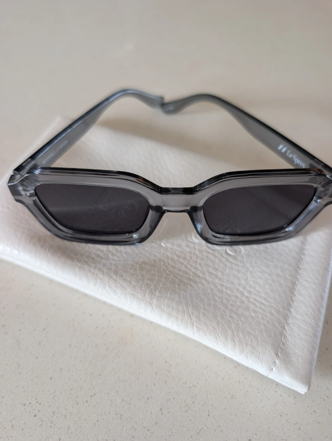 Le Specs Grey Sunglasses with Pouch - photo 2