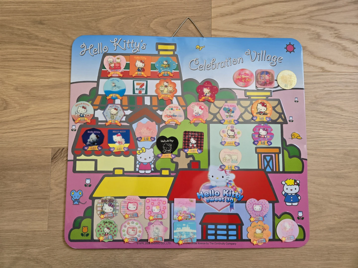 Vintage 2005 Sanrio Hello Kitty Holographic Magnet Board Set