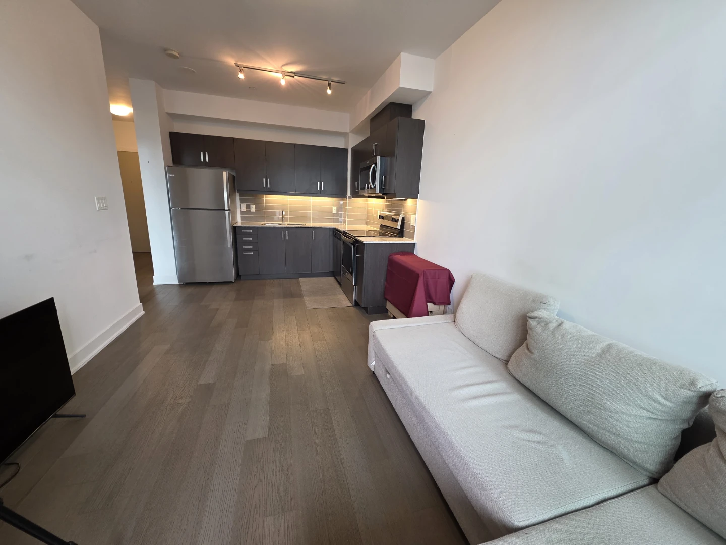 Modern L-shaped Sectional Sofa with storage - photo 2