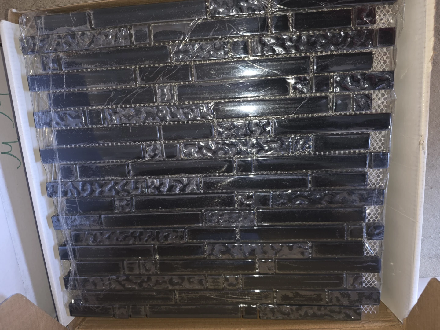 Black Mosaic Tiles 12x12