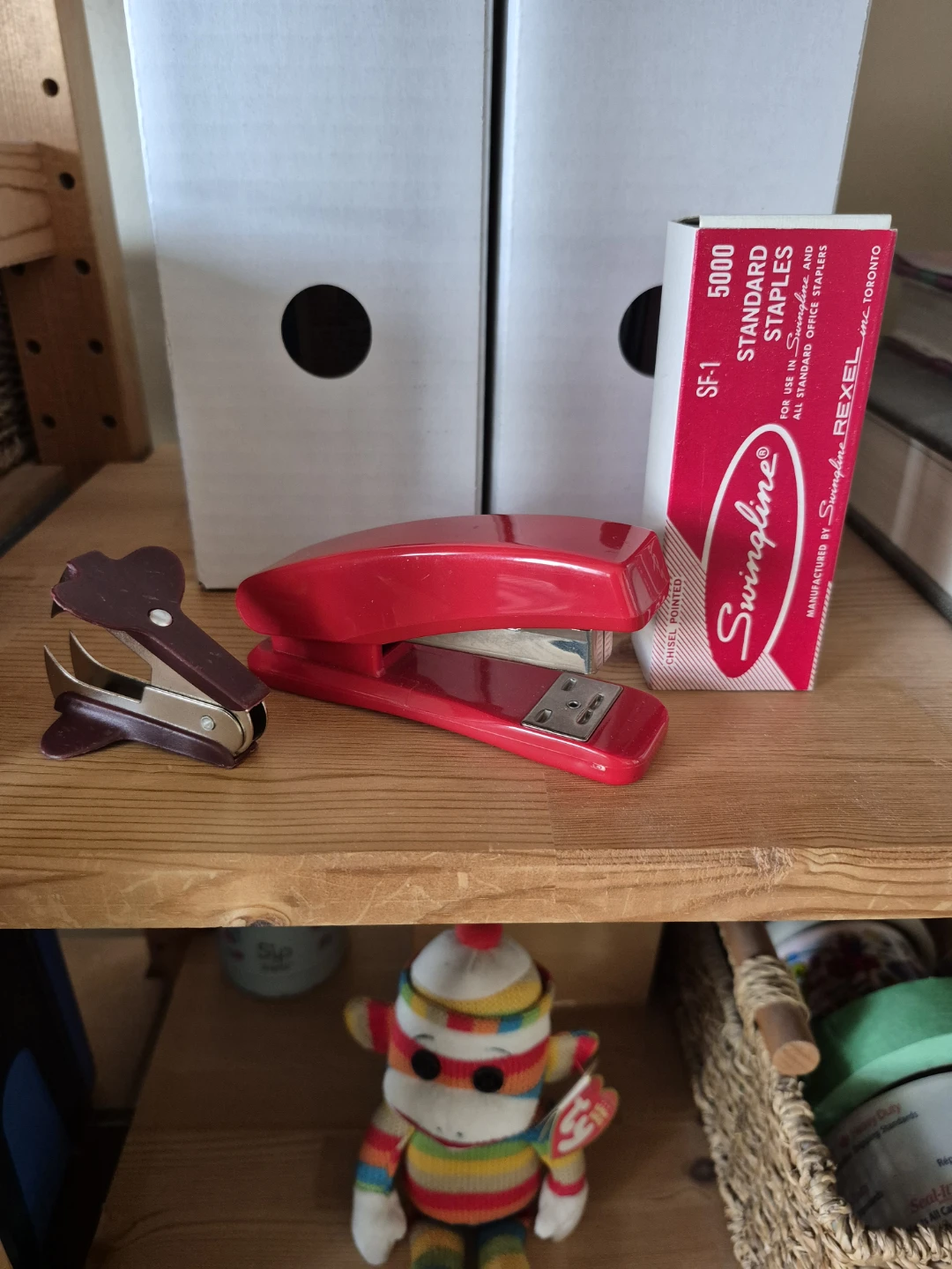 Stapler ➕ Full Box Staples ➕ Staple Remover - photo 2