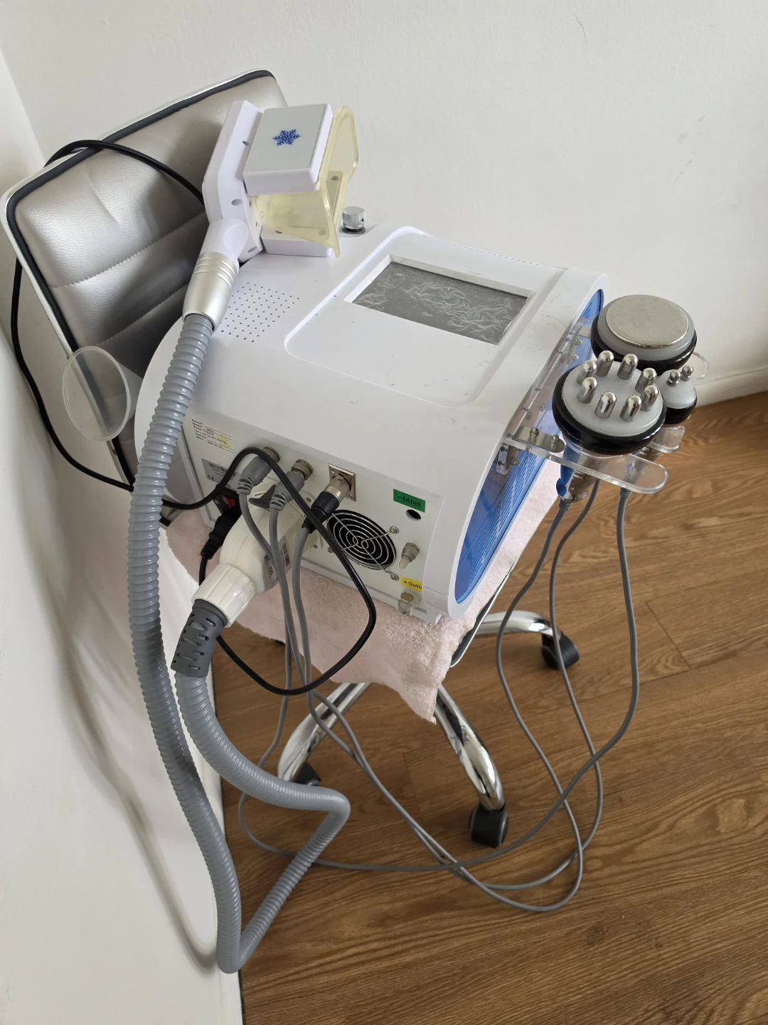 RF Cavitation Machine with Multiple Probes