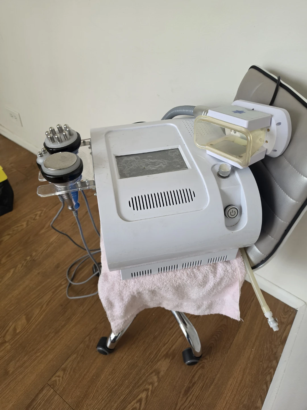 RF Cavitation Machine with Multiple Probes - photo 2