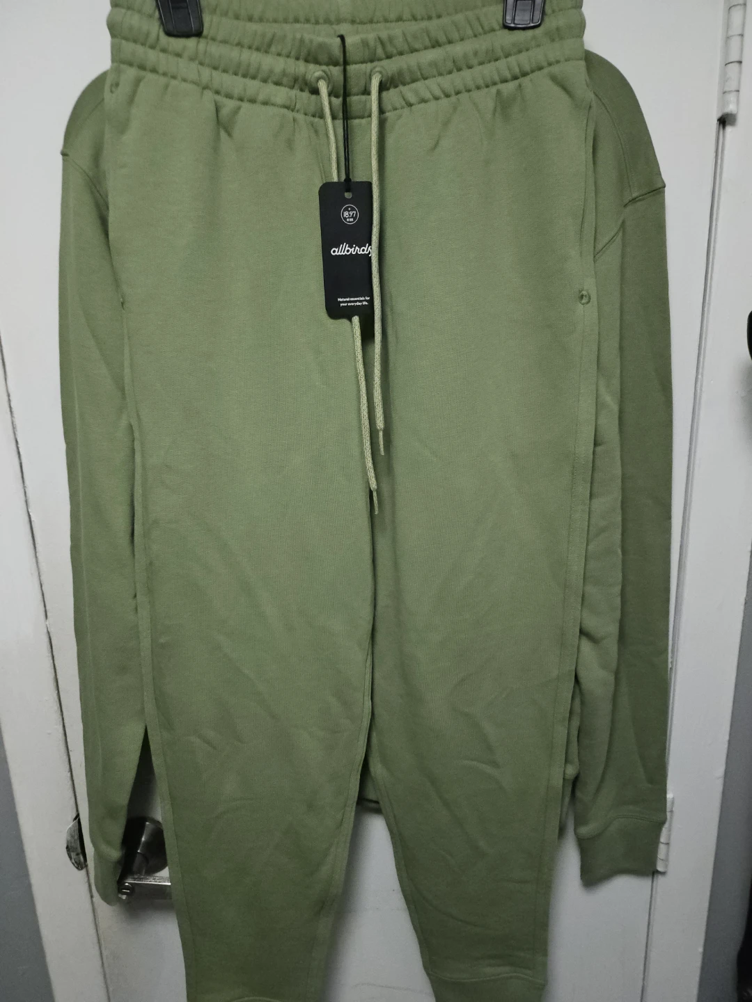 Allbirds Green Sweatshirt and Jogger Set - photo 5