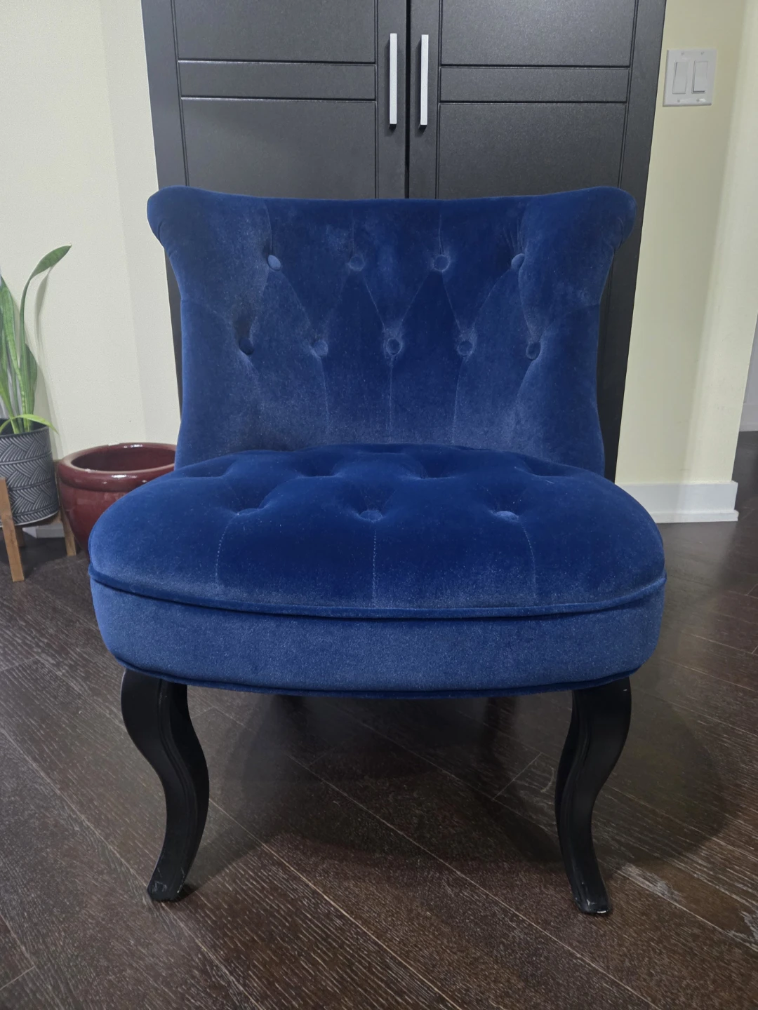 Blue Velvet Accent Chair