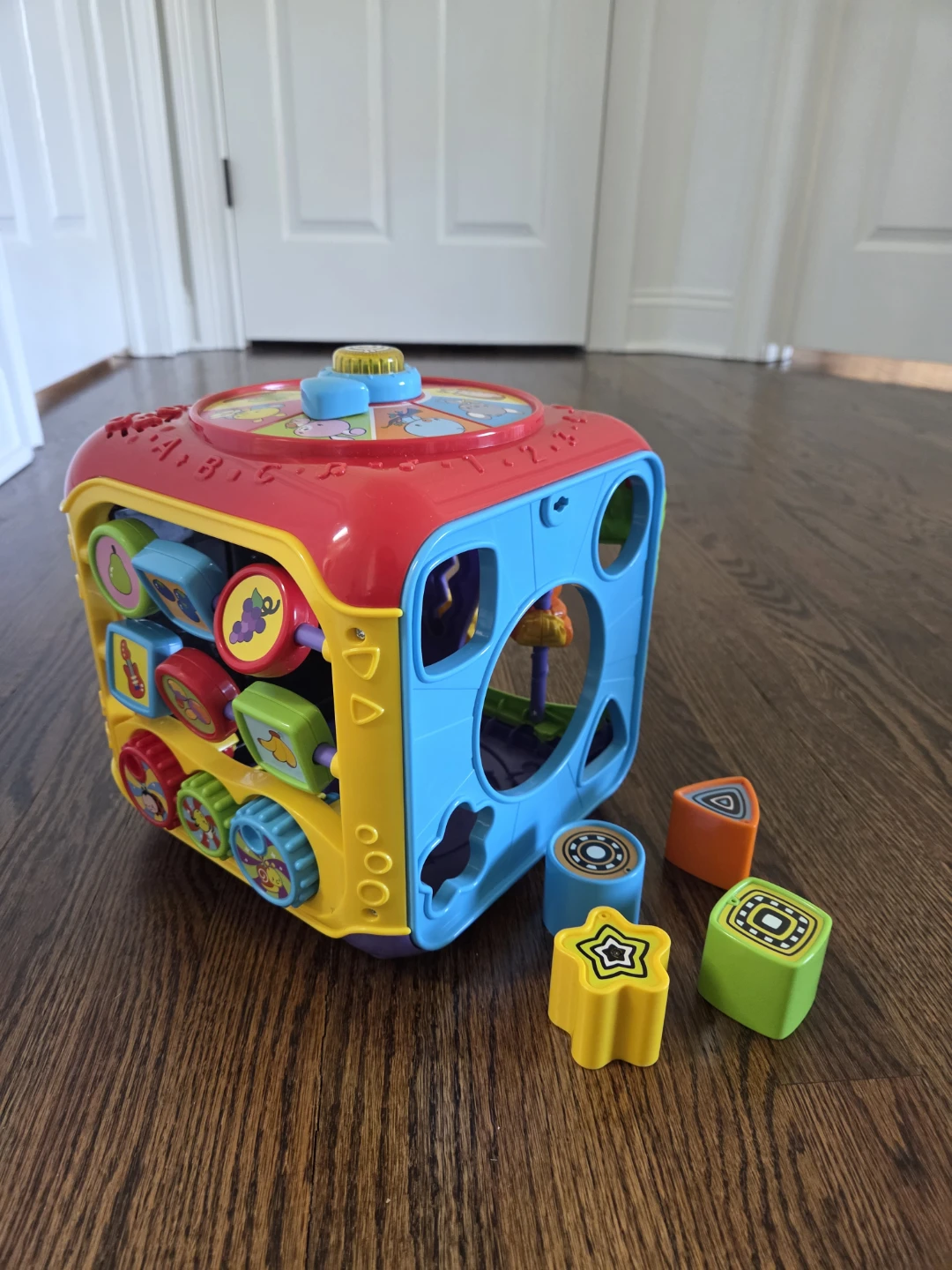 VTech Sort and Discover Activity Cube - photo 2