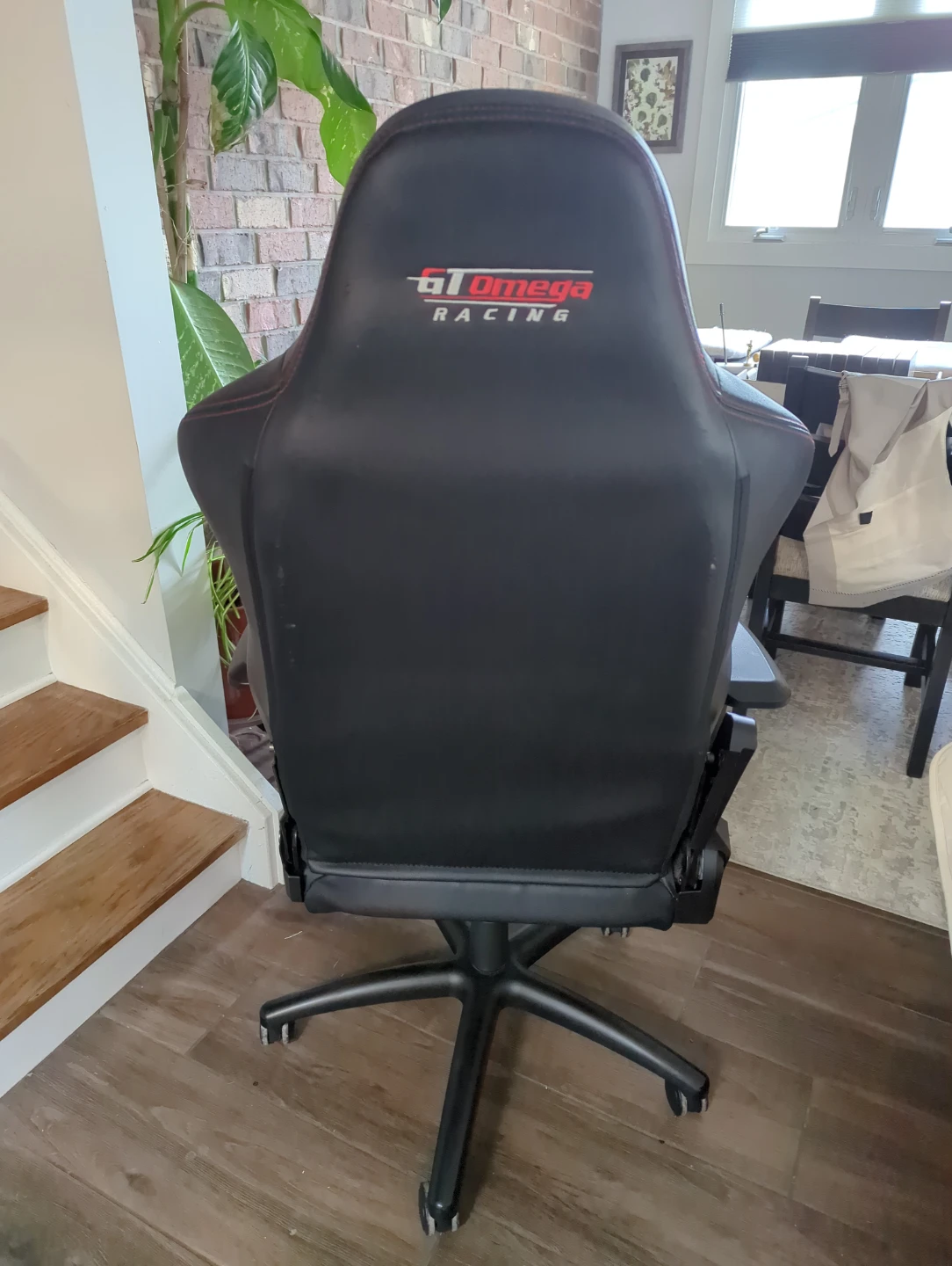 GT Omega Racing Gaming Chair (Black/Red) - Damaged Seat - photo 2
