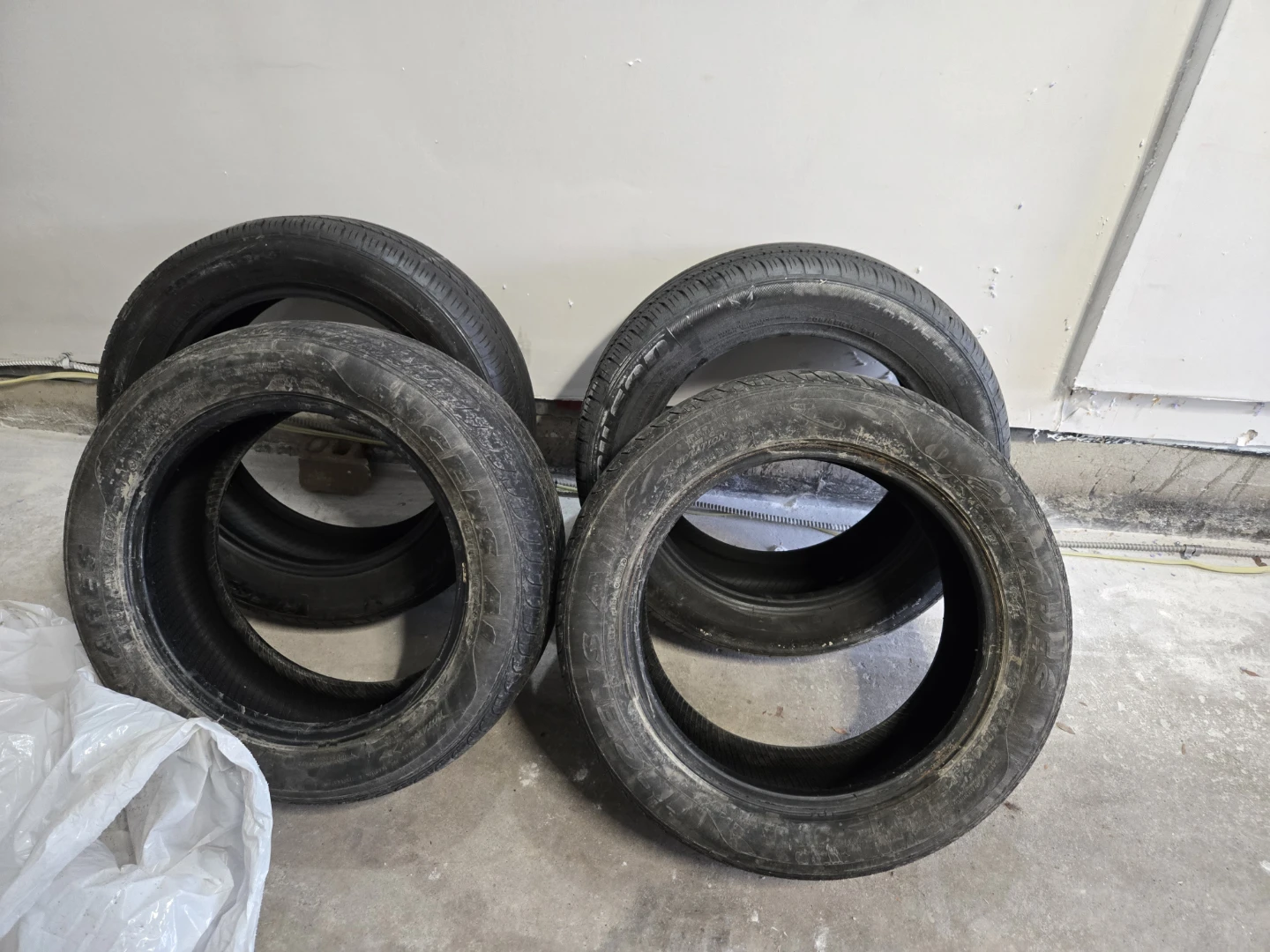 All season Tires
