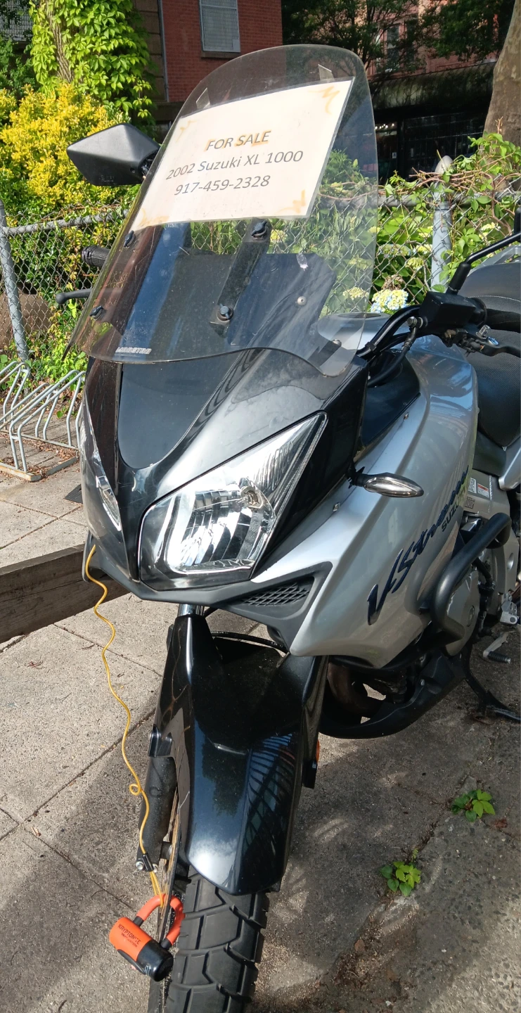 2002 Suzuki XL 1000 Motorcycle