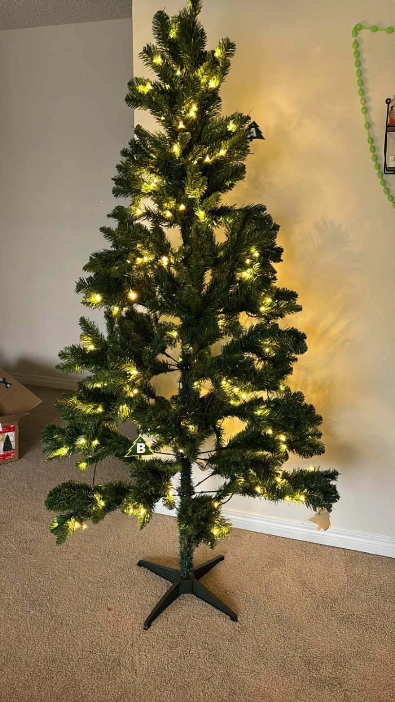 6.5 ft LED Christmas Tree
