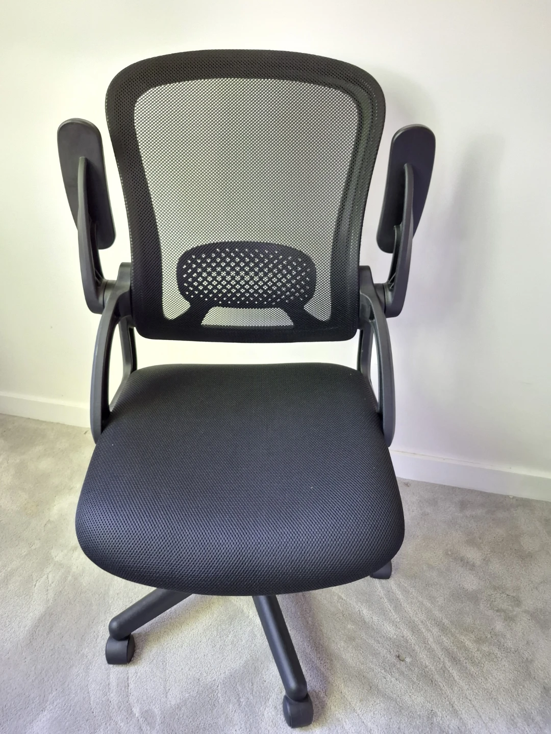 Black Mesh Office Chair+ foldable table - photo 5