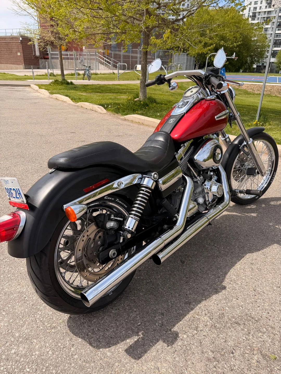 Harley-Davidson Super Glide 96 Cubic Inches Motorcycle - photo 2