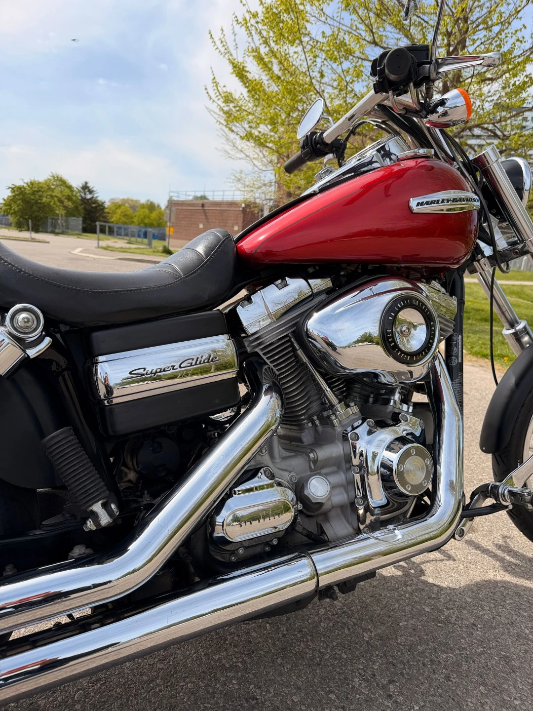 Harley-Davidson Super Glide 96 Cubic Inches Motorcycle - photo 4