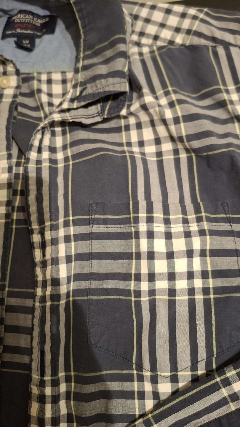 American Eagle Button-Up Shirt - Small - photo 3