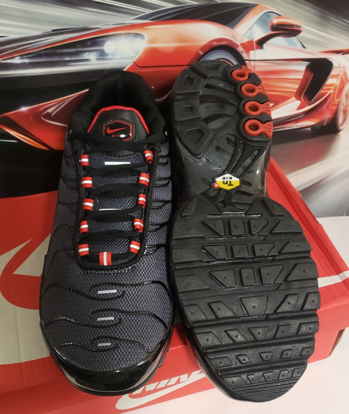 Brand new Air Max Dracula Size 9.5 - photo 4