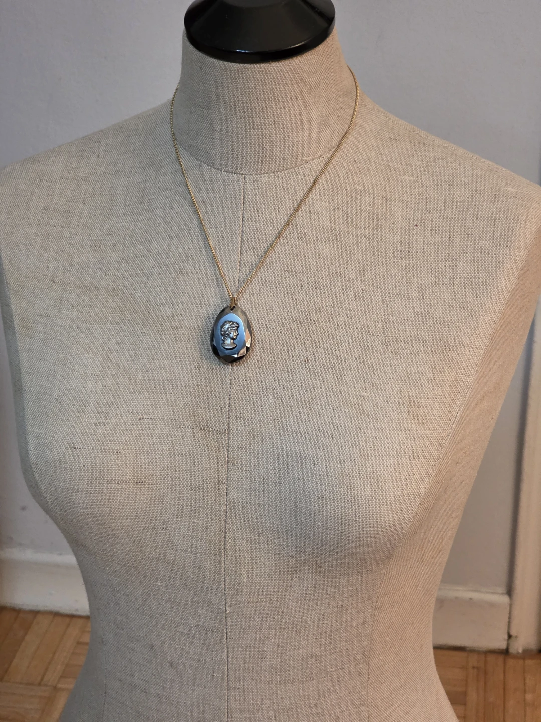 5th. Lot of Vintage Necklaces for sale