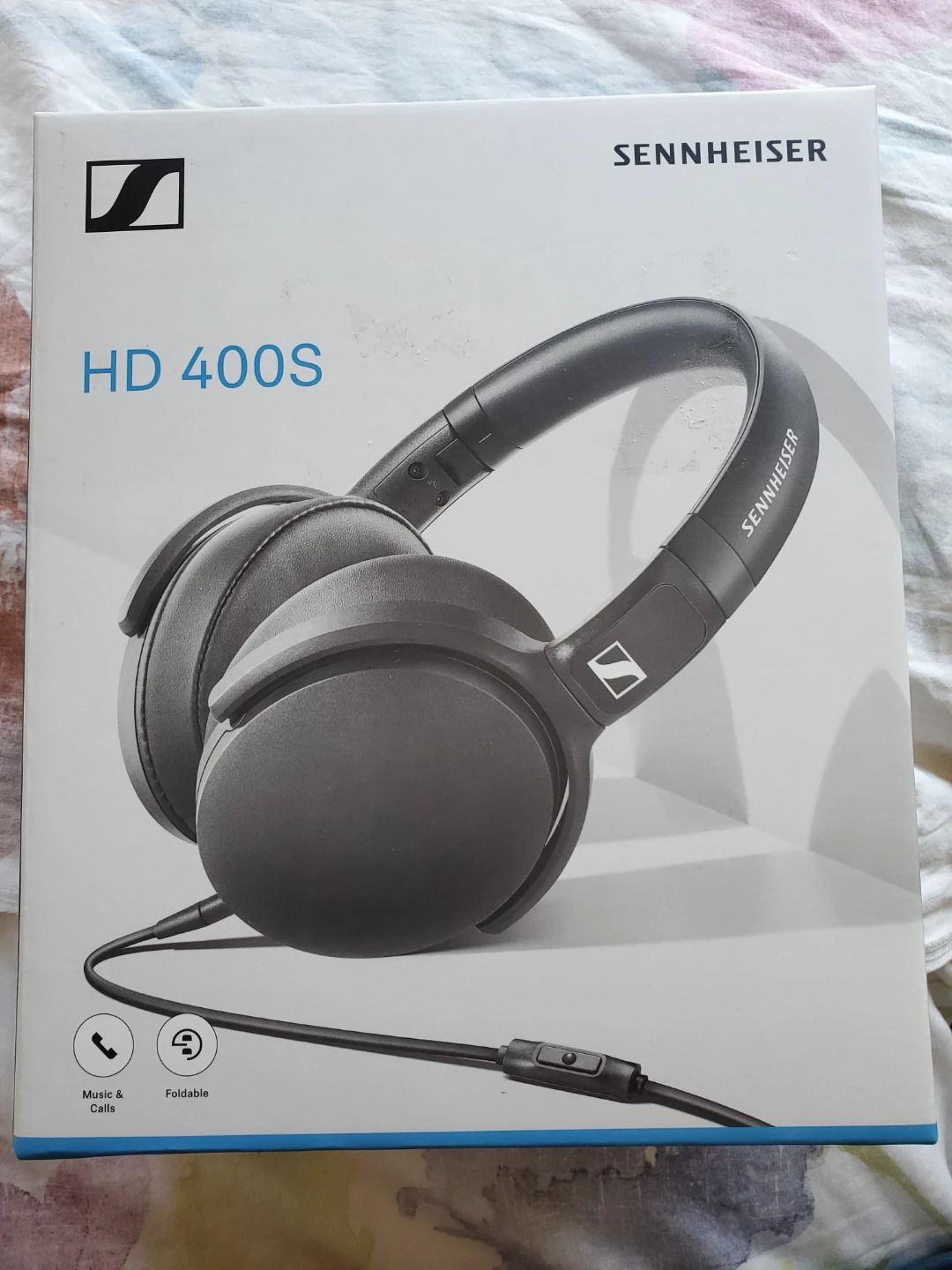 Sennheiser hd400s brand new sealed box